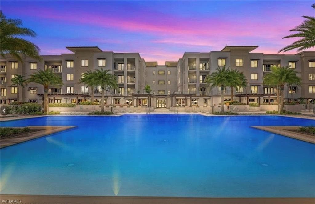 1111 Central AVE 417 NAPLES, FL 34102
