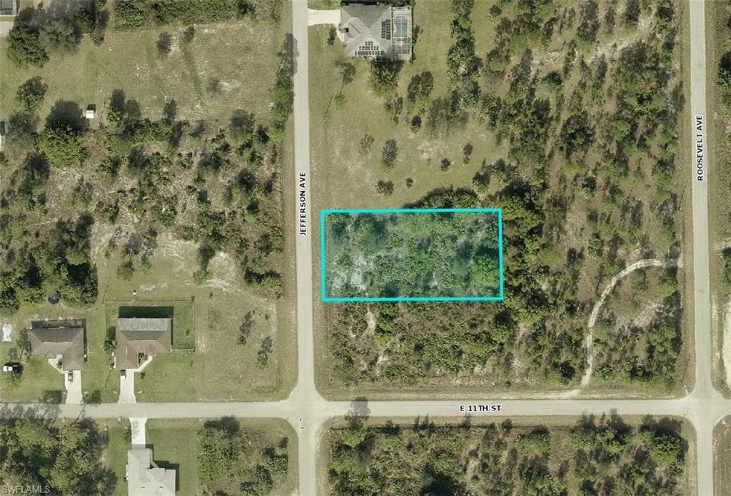 1102 Jefferson AVE LEHIGH ACRES, FL 33936