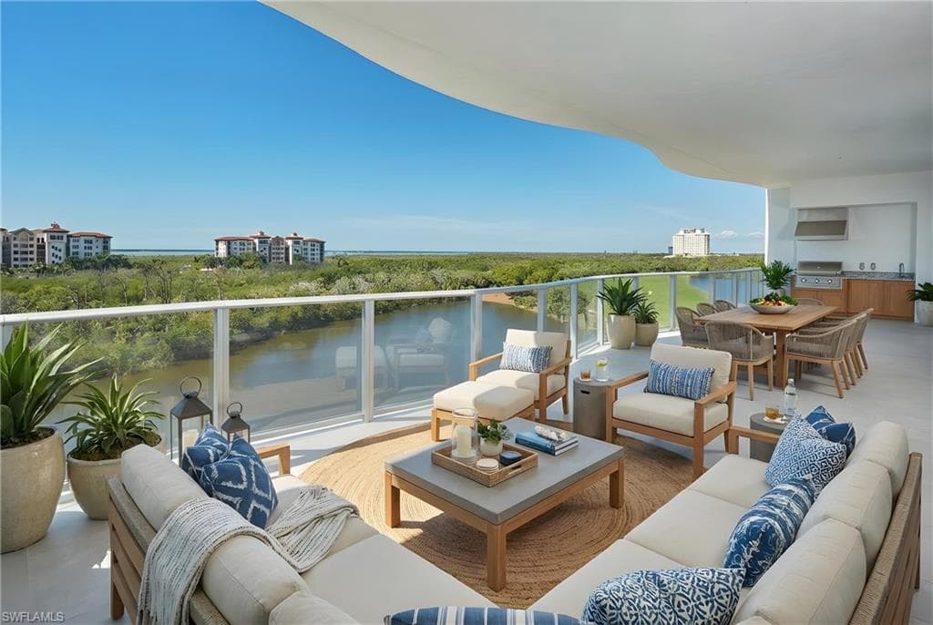 4810 Pelican Colony BLVD 504 BONITA SPRINGS, FL 34134
