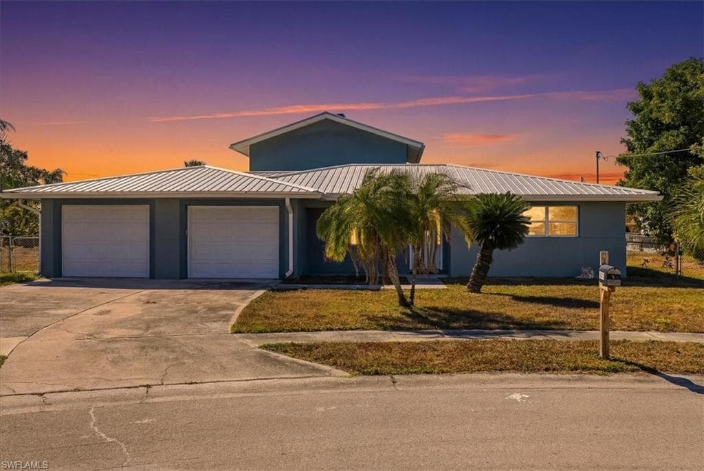 4635 Rockwood CIR NORTH FORT MYERS, FL 33903
