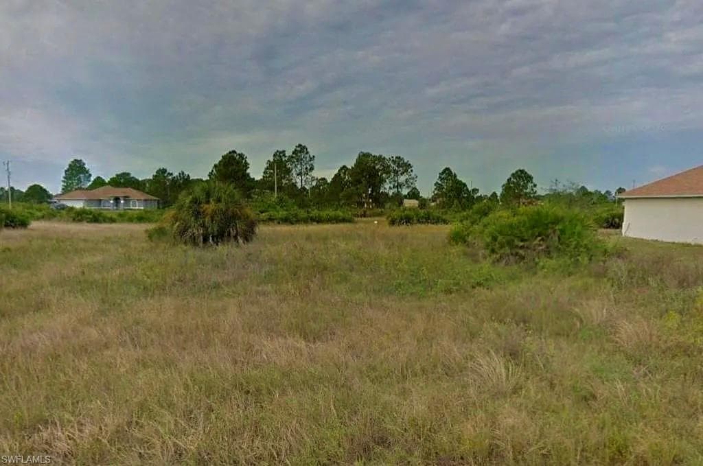 310 Perlita AVE LEHIGH ACRES, FL 33974