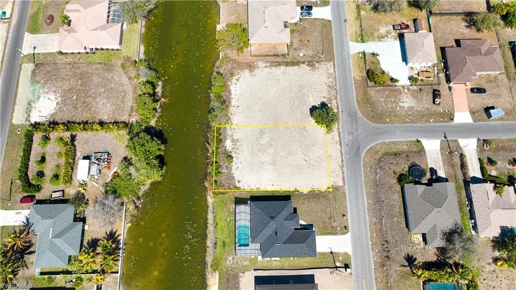 1830 NE 10th PL CAPE CORAL, FL 33909