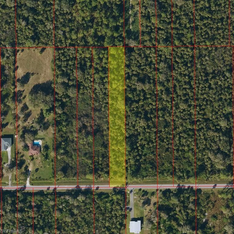 30 AVE SE NAPLES, FL 34117