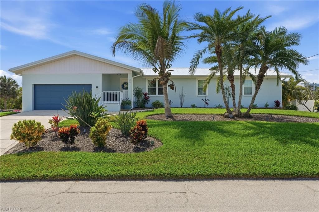 26 Fairview BLVD FORT MYERS BEACH, FL 33931