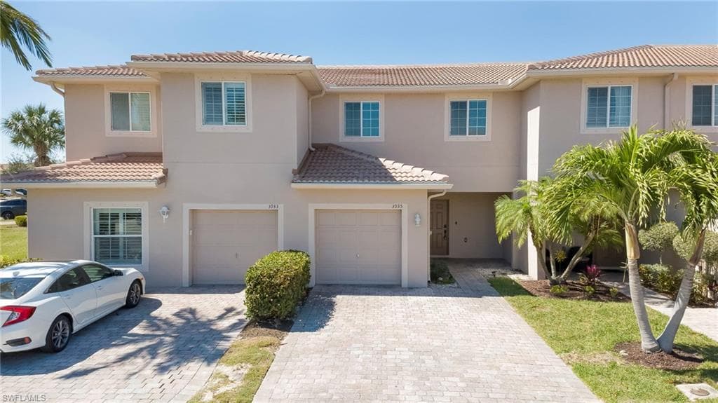 3935 Cherrybrook LOOP FORT MYERS, FL 33966