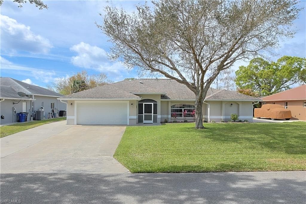 18105 Wells RD NORTH FORT MYERS, FL 33917