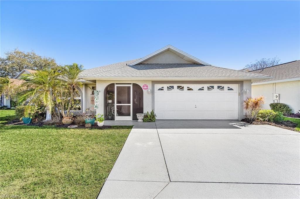 9391 Palm Island CIR NORTH FORT MYERS, FL 33903
