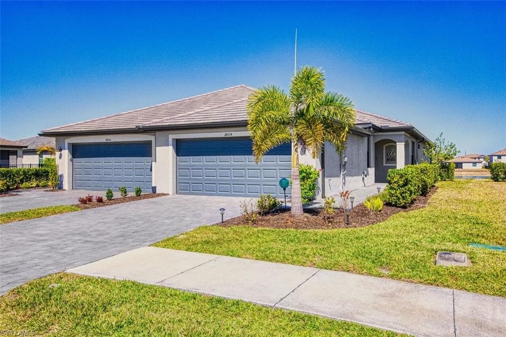 14004 Hunter Oak DR FORT MYERS, FL 33913