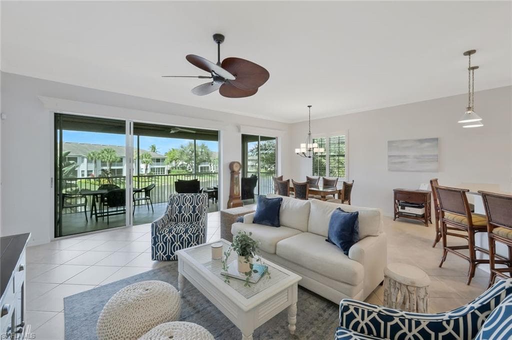 5095 Yacht Harbor DR 203 NAPLES, FL 34112