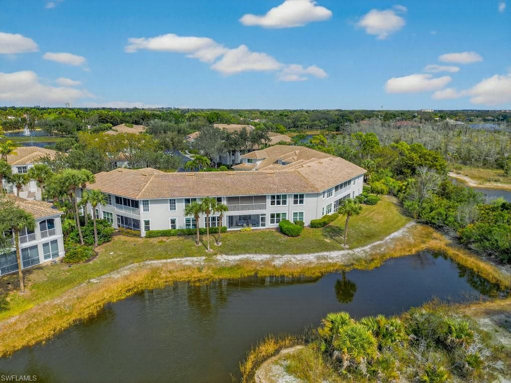 24360 Sandpiper Isle WAY 205 BONITA SPRINGS, FL 34134