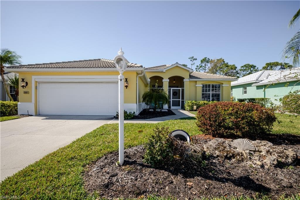 2040 Embarcadero WAY NORTH FORT MYERS, FL 33917