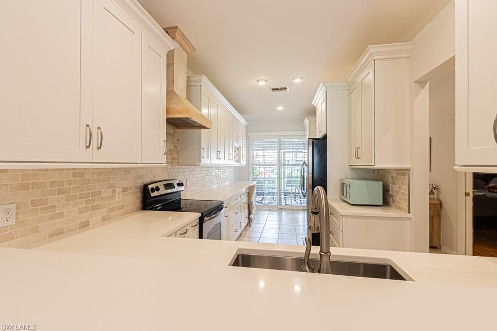 1728 Morning Sun LN NAPLES, FL 34119