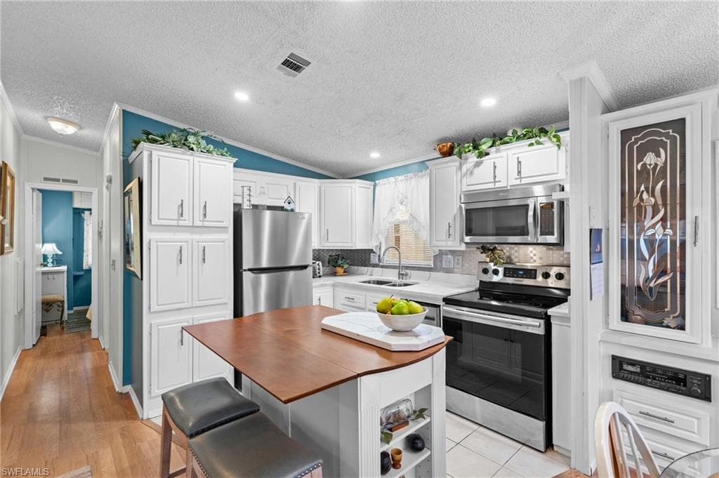 4751 Lafayette LN W ESTERO, FL 33928
