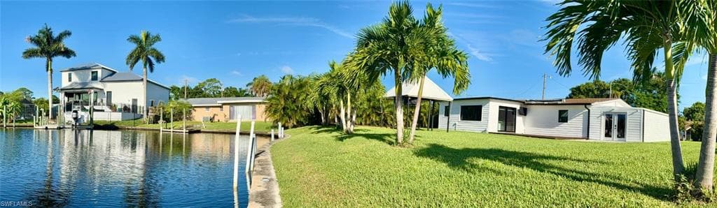 421 Cross ST NORTH FORT MYERS, FL 33903