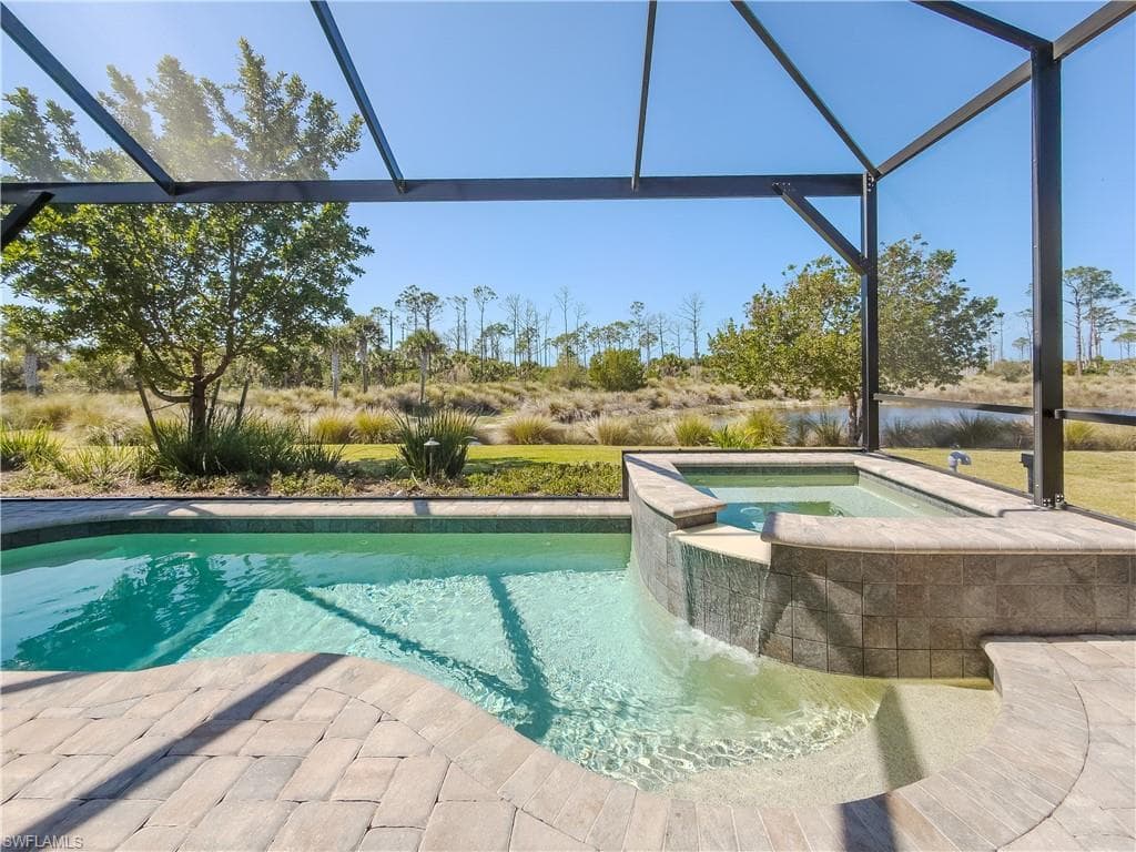 6399 NEGRIL ISLE DR NAPLES, FL 34113