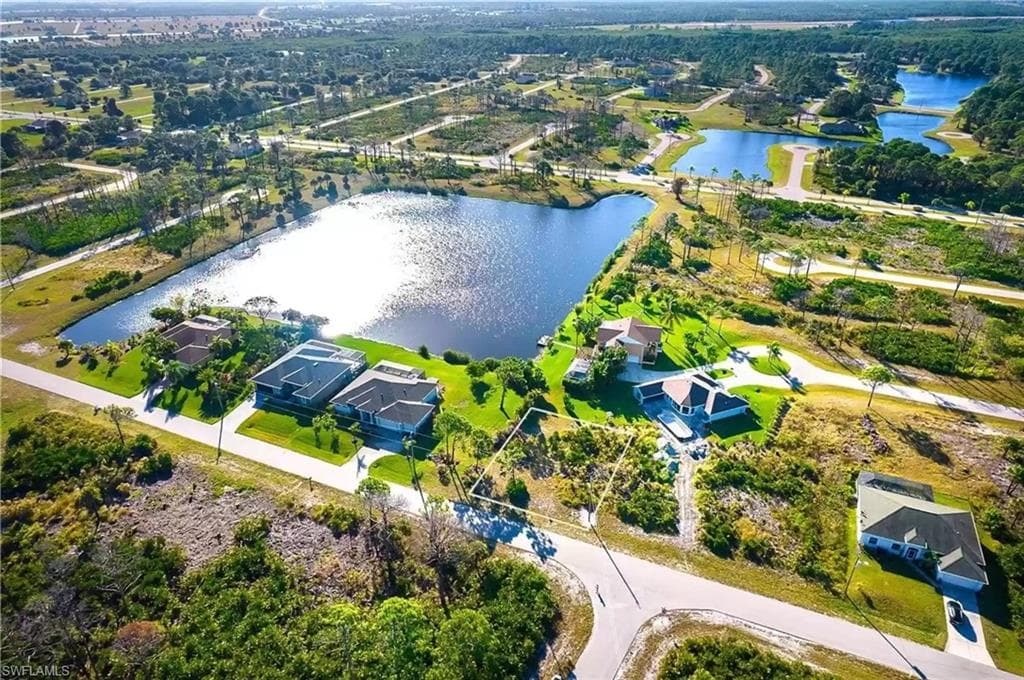 28 Harness RD PLACIDA, FL 33946