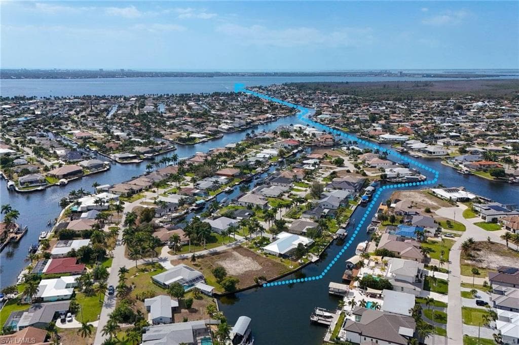 5010 Saxony CT CAPE CORAL, FL 33904