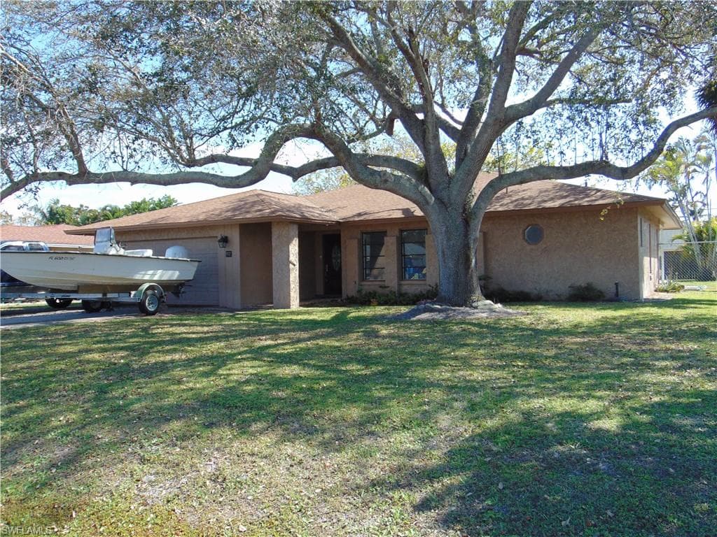 82 Johnnycake DR NAPLES, FL 34110