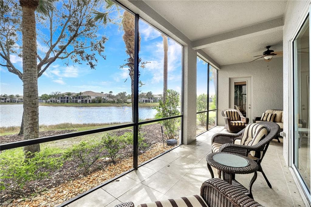 9234 Tesoro LN 101 NAPLES, FL 34114
