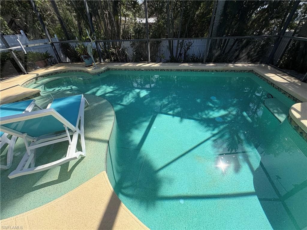 2500 Lee ST NAPLES, FL 34112