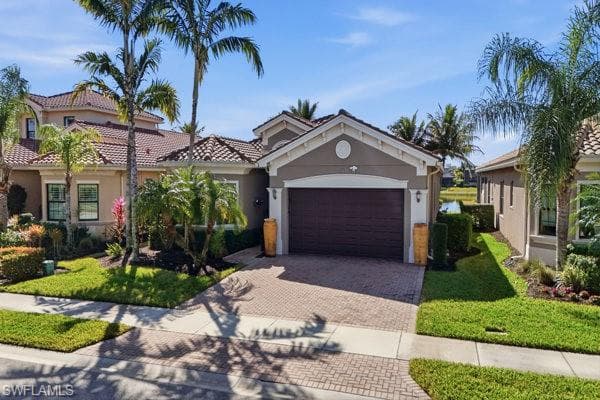 13843 Luna DR NAPLES, FL 34109