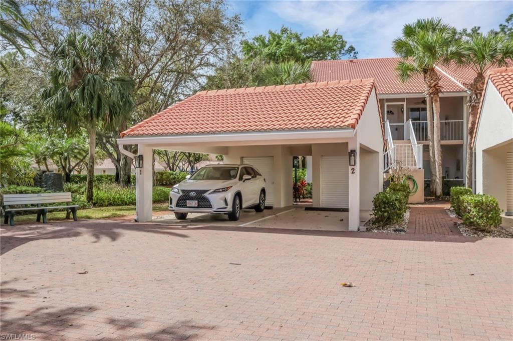 2325 Hidden Lake DR 3802 NAPLES, FL 34112