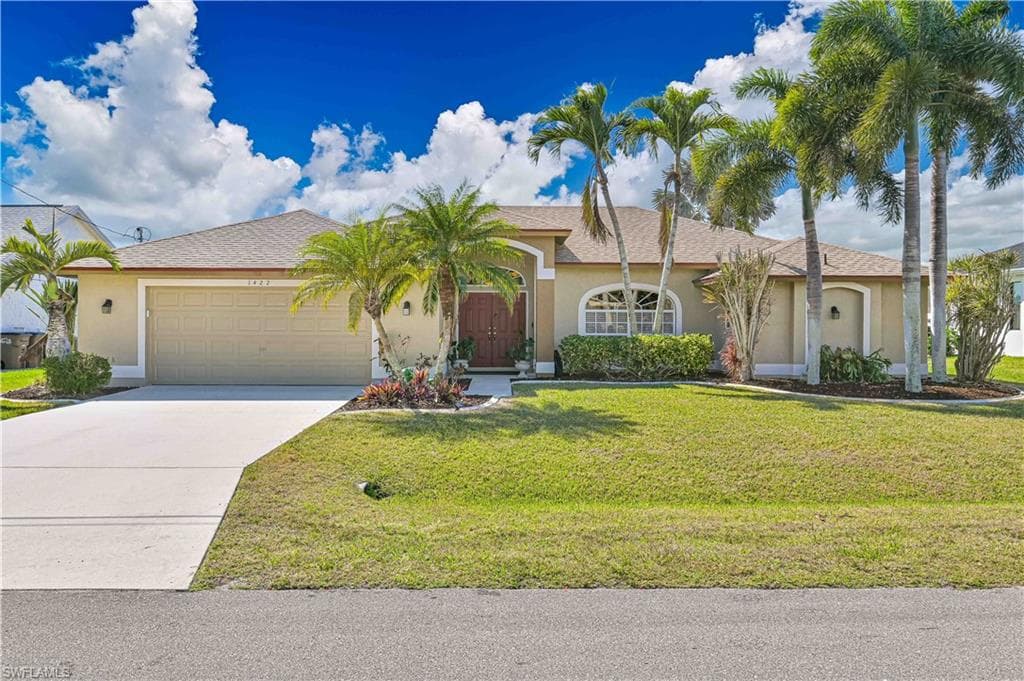1422 SE 20th ST CAPE CORAL, FL 33990