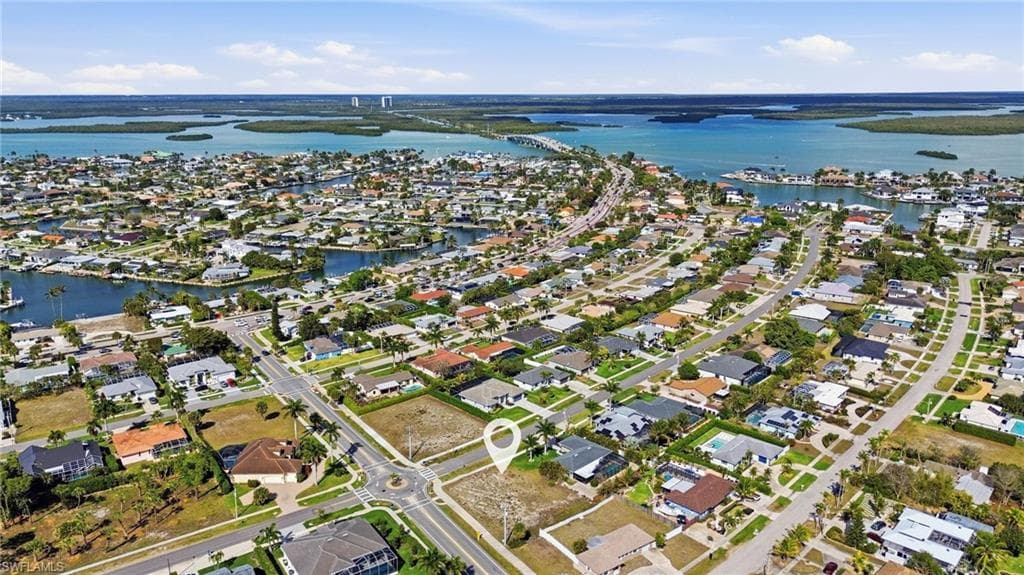 1201 6th AVE MARCO ISLAND, FL 34145