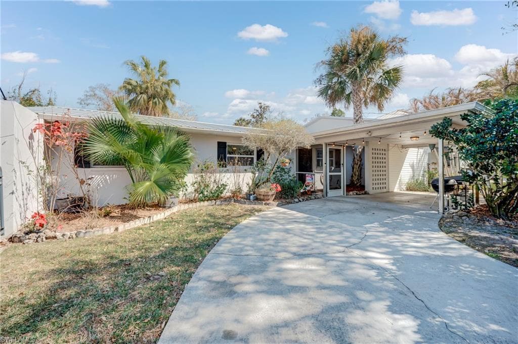 4871 Shady River LN FORT MYERS, FL 33905