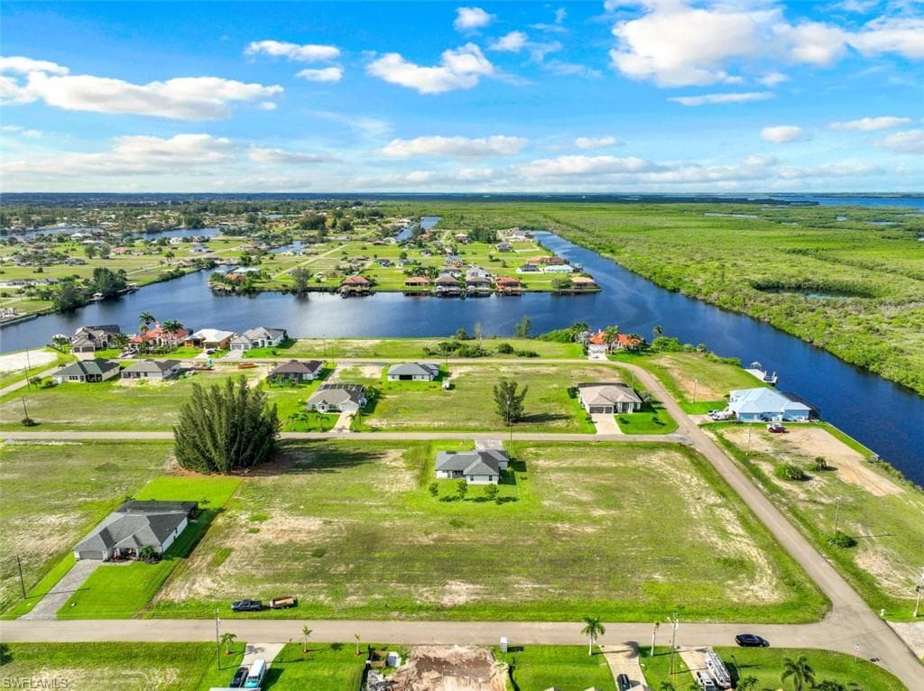 4632 NW 34th ST CAPE CORAL, FL 33993