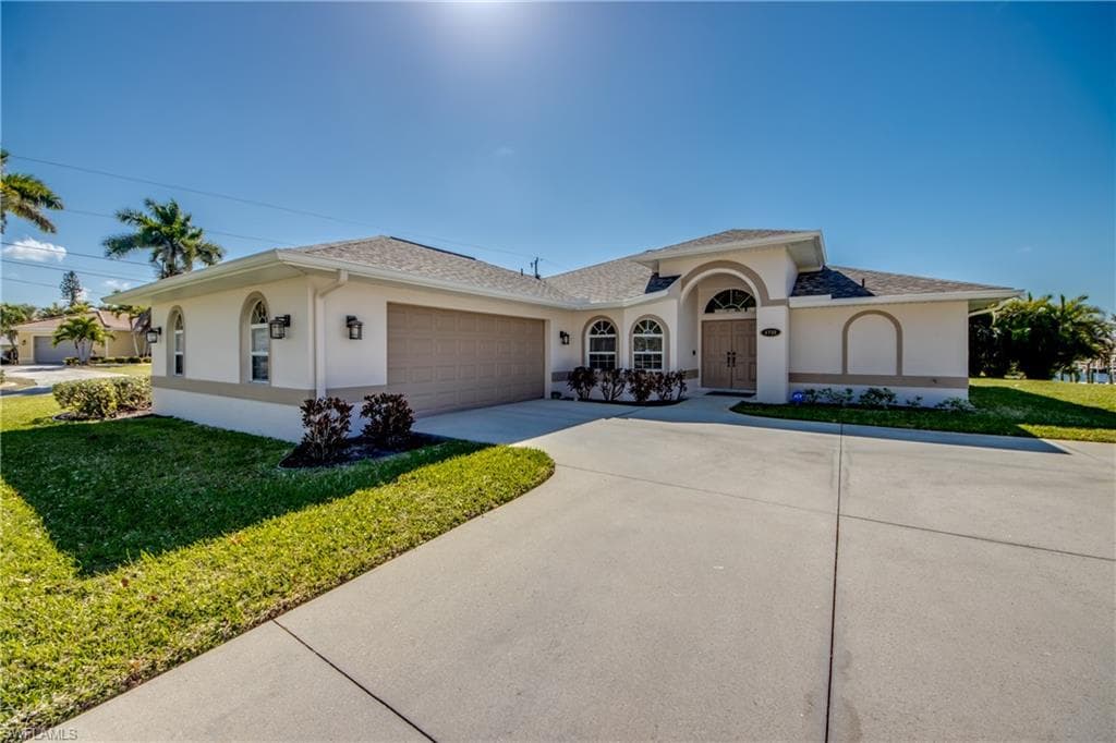 1732 Palaco Grande PKWY CAPE CORAL, FL 33904