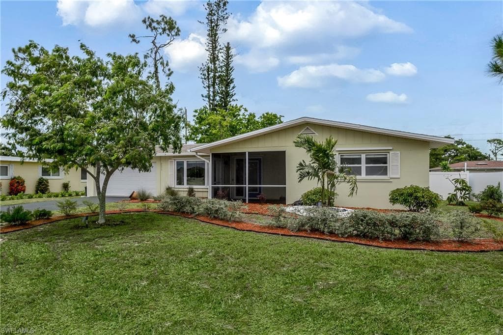 2255 Gorham AVE FORT MYERS, FL 33907