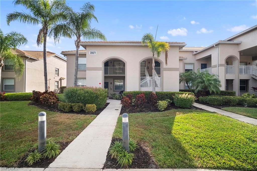 20071 barletta LN 2721 ESTERO, FL 33928