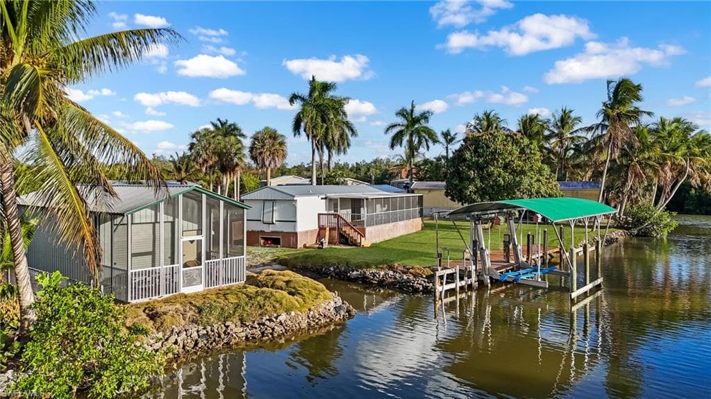 17 Spoonbill AVE EVERGLADES CITY, FL 34139