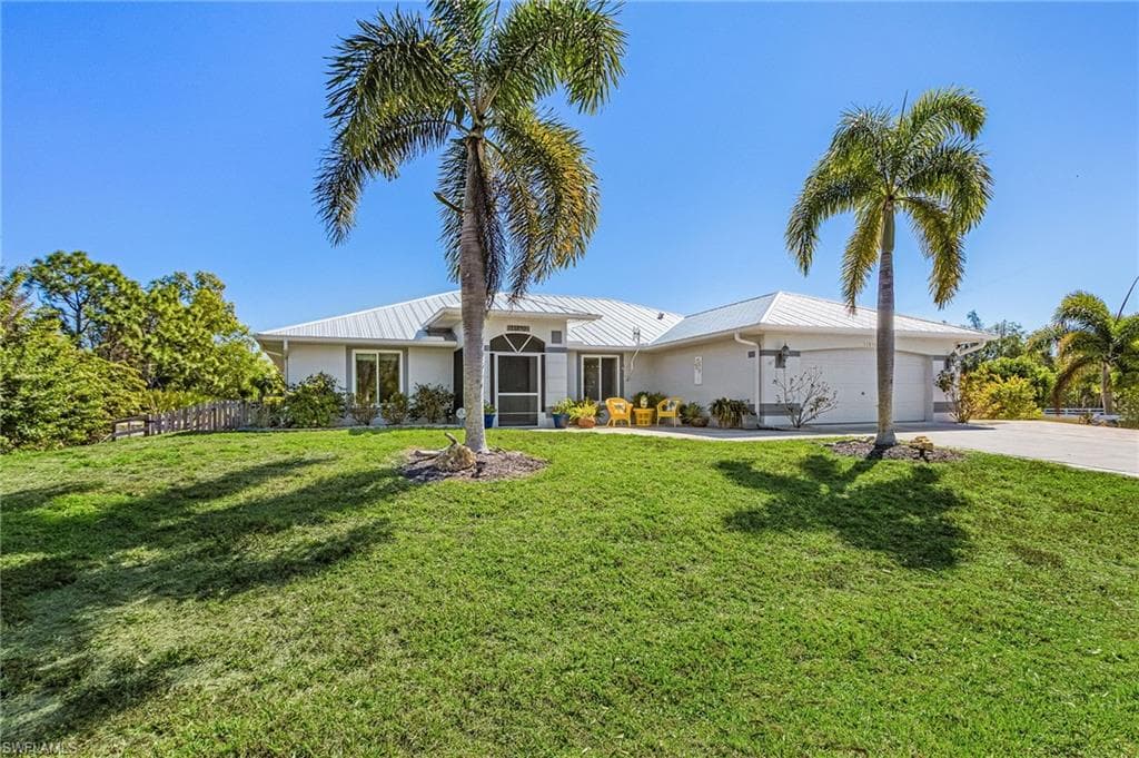 11890 Oscoda CT BOKEELIA, FL 33922