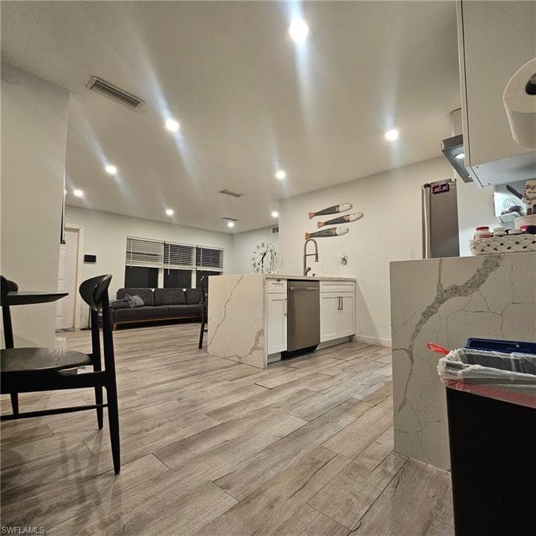 330 59th CT FORT LAUDERDALE, FL 33334