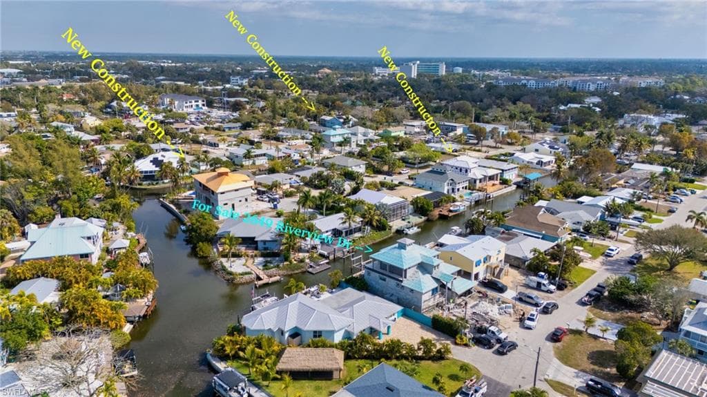 2649 Riverview DR NAPLES, FL 34112