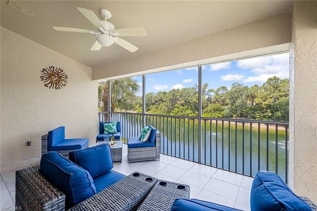 5360 Andover DR 202 NAPLES, FL 34110