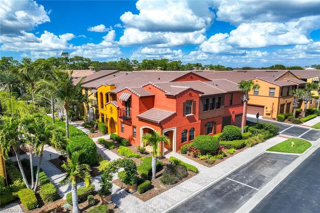 9037 Alturas ST 3702 NAPLES, FL 34113