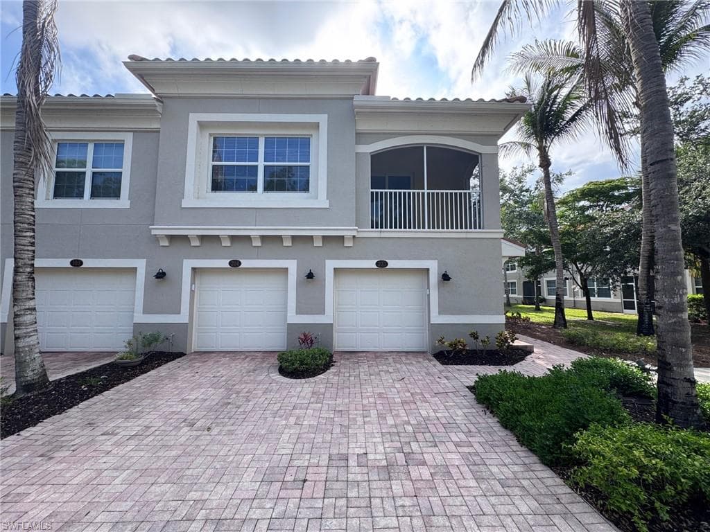 23520 Alamanda DR 203 ESTERO, FL 34135