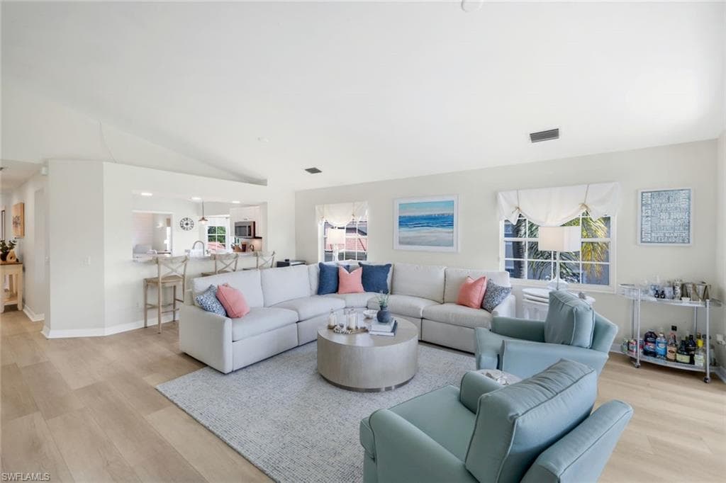 6125 Reserve CIR 1903 NAPLES, FL 34119