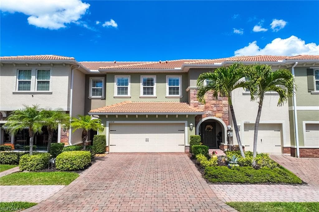 10804 Alvara Point DR BONITA SPRINGS, FL 34135