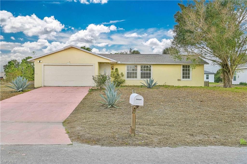 3501 38th ST SW LEHIGH ACRES, FL 33976