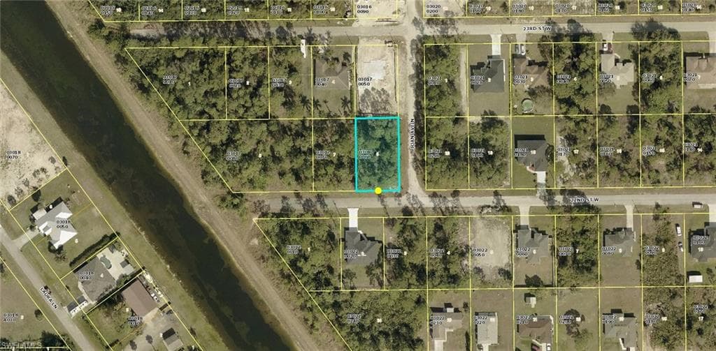 3002 22nd ST W LEHIGH ACRES, FL 33971