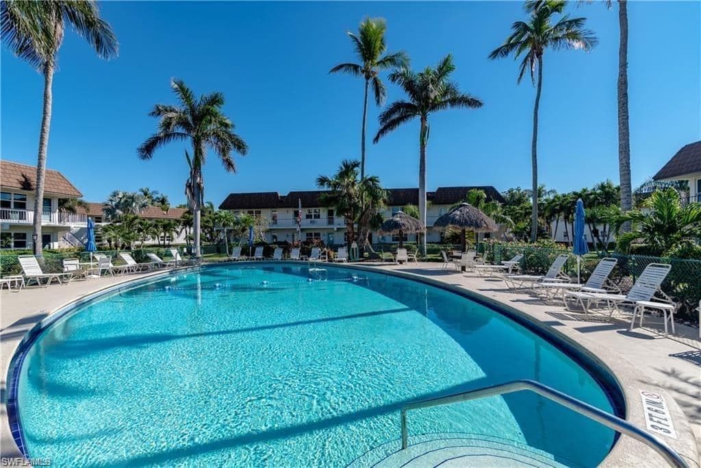 87 Collier BLVD F4 MARCO ISLAND, FL 34145