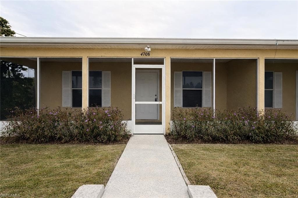 4708 Golfview BLVD LEHIGH ACRES, FL 33973