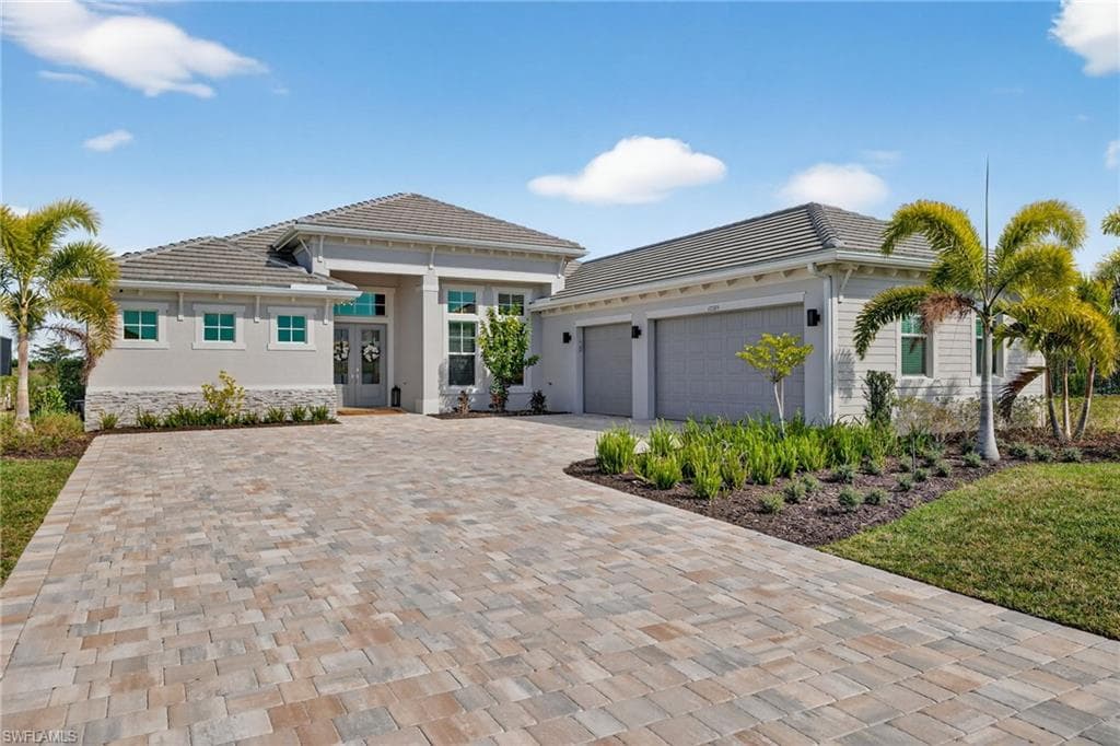 17395 Blue Sapphire DR FORT MYERS, FL 33913