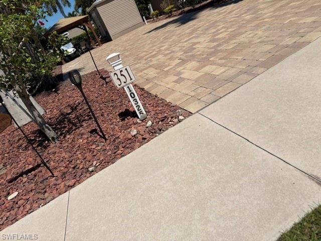 10325 Fire Flag TRL FORT MYERS, FL 33905