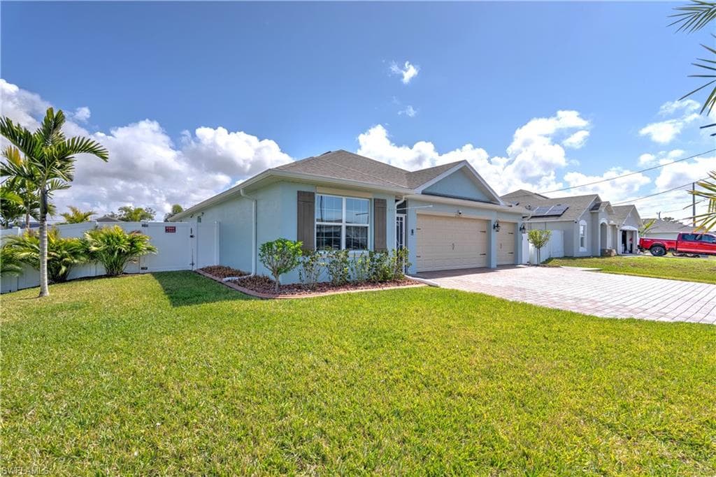 2501 NW 20th PL CAPE CORAL, FL 33993