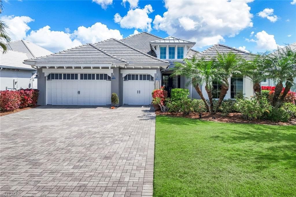 5052 Martinique DR